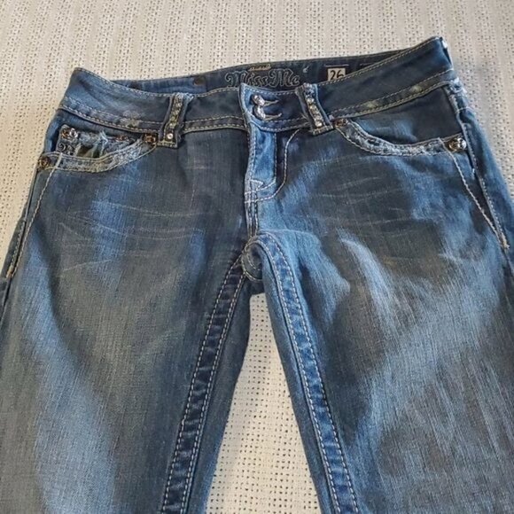 Miss Me Modelo Sz 26 Crop Jeans with Embellishments on Pockets & Belt Loops - Picture 2 of 12